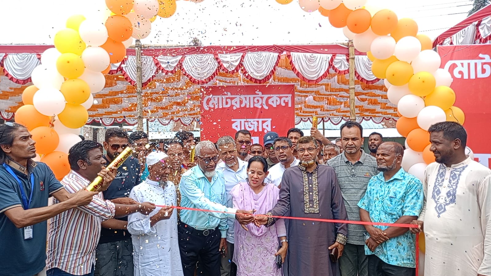 আটোয়ারীতে উদ্বোধন হলো পুরাতন মোটরসাইকেল কেনাবেচার হাট